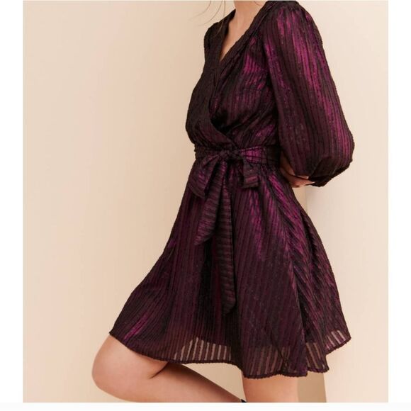 Modcloth Time to Shine metallic purple wrap dress size 2X - Picture 3 of 7